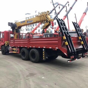 徐工12噸后八輪隨車(chē)吊市場(chǎng)價(jià)格分析及選購(gòu)指南